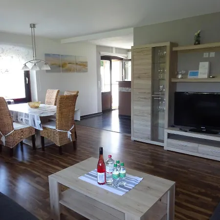 Ferienwohnung Schwiemann, Erdgeschoss Cadenberge Exterior foto
